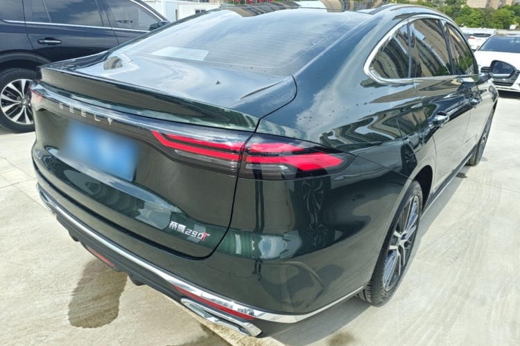 GEELY Emgrand 2025 car image #7