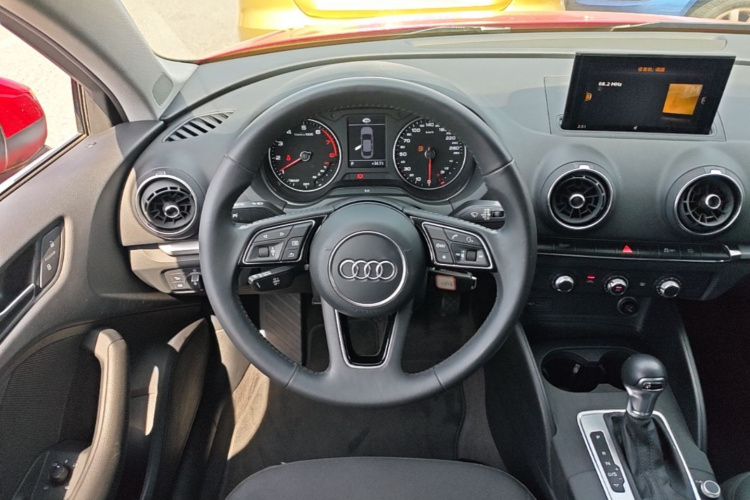Audi A3 2020 car image #11