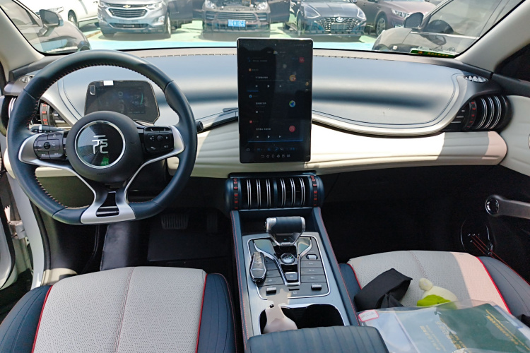 BYD Yuan Plus 2023 изображение автомобиля #11