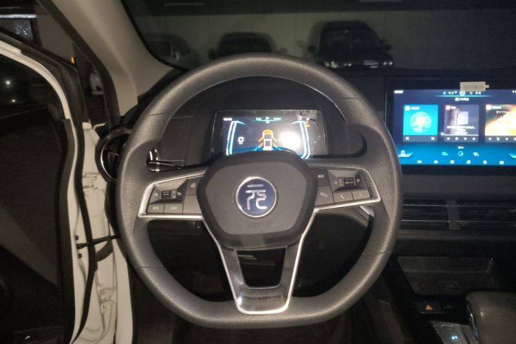 BYD Yuan New Energy 2020 #11 BYD Yuan New Energy 2020 car image #11