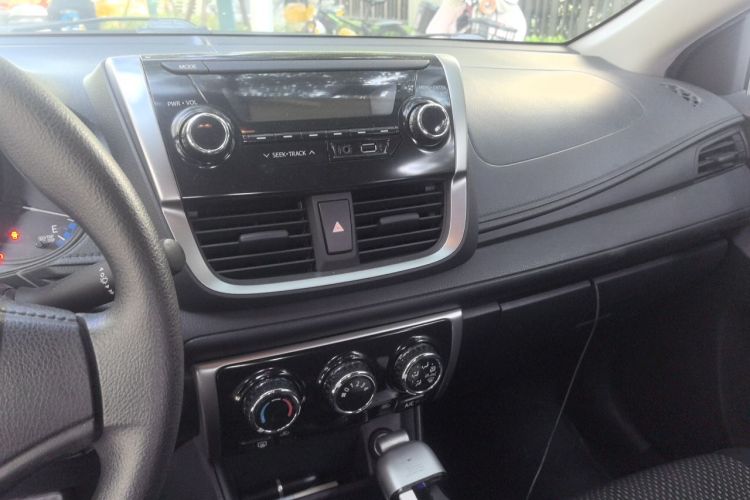 Toyota Vios 2018 #13 Toyota Vios 2018 car image #13