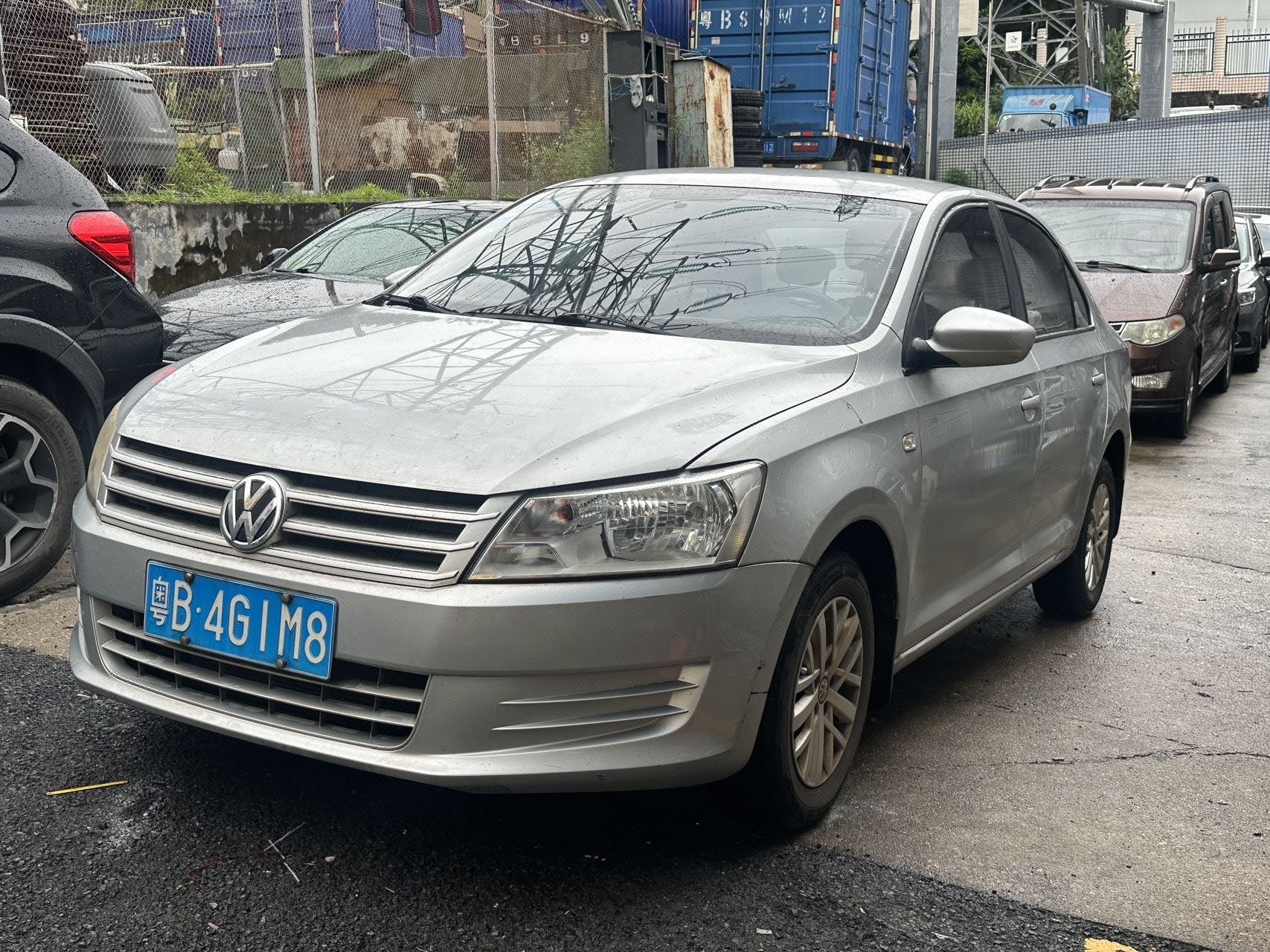 Volkswagen Santana 2014 car image 