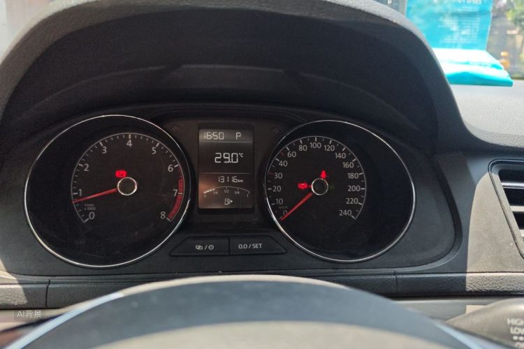 Volkswagen Lavida 2020 car image #13
