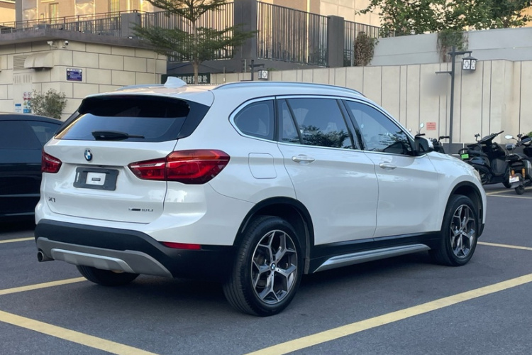 BMW X1 2019 #4 BMW X1 2019 car image #4