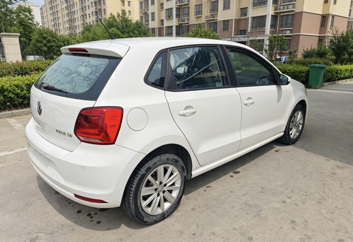 Volkswagen Polo 2014 #4 Volkswagen Polo 2014 car image #4