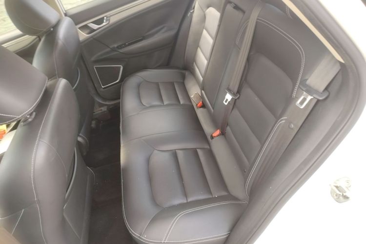 GEELY Emgrand GL 2017 car image #17