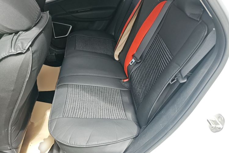 GEELY Emgrand GS 2019 #17 GEELY Emgrand GS 2019 car image #17