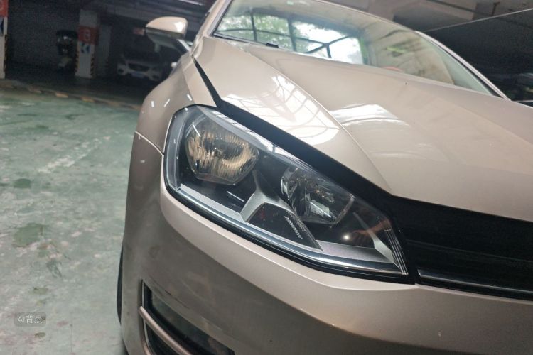 Volkswagen Golf 2015 car image #8