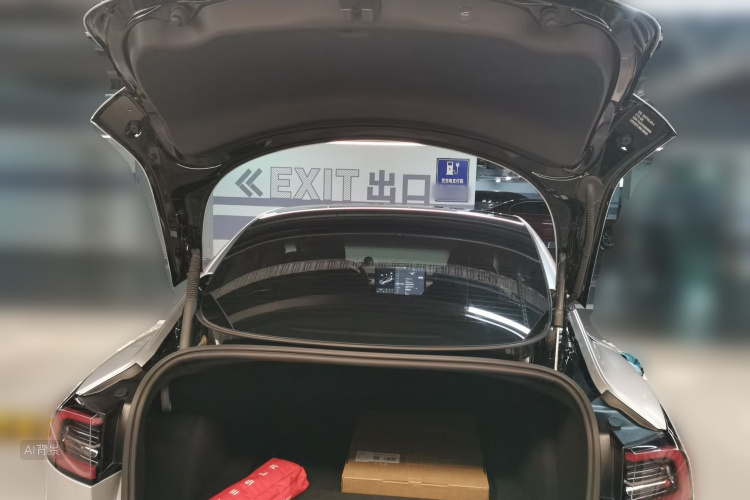 Tesla Model 3 2021 car image #21
