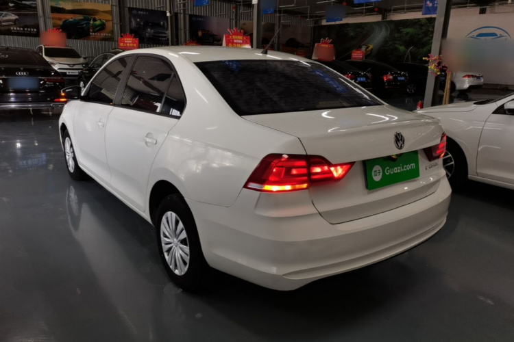 Volkswagen Santana 2018 #5 Volkswagen Santana 2018 car image #5