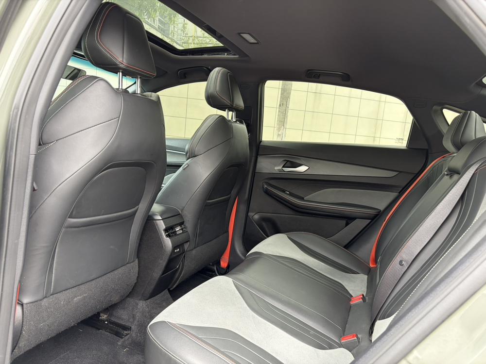 GEELY Binray 2022 car image #12