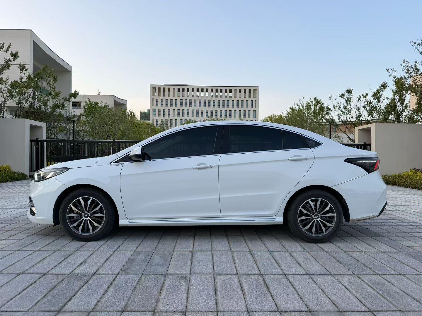 Chery Arrizo 5 Plus 2022 #4 Chery Arrizo 5 Plus 2022 immagine di auto #4