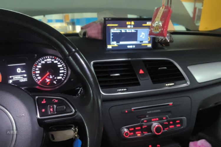 Audi Q3 2016 #15 Audi Q3 2016 car image #15