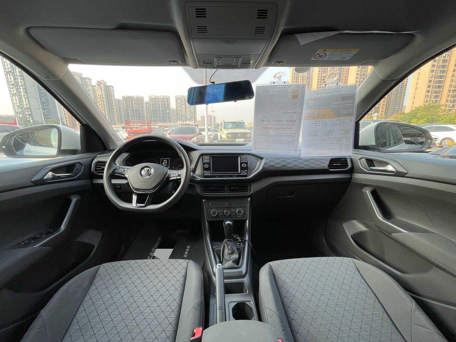 Volkswagen T-Cross 2020 #6 Volkswagen T-Cross 2020 صورة سيارة #6