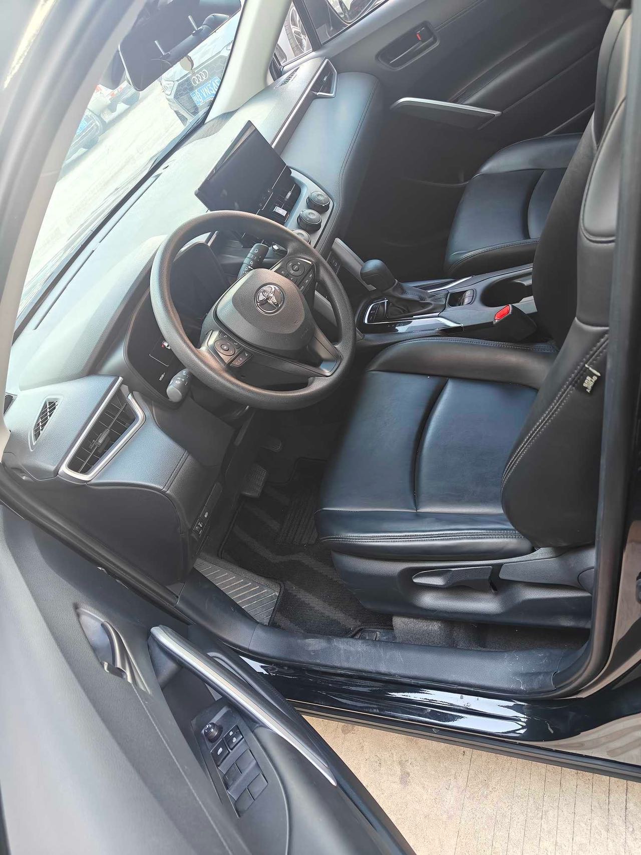 Toyota Corolla Cross 2024 car image #5