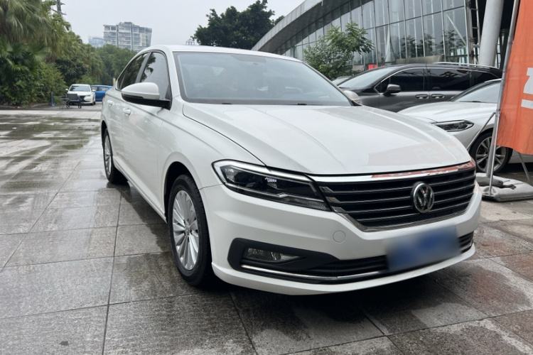 Volkswagen Lavida 2019 #4 Volkswagen Lavida 2019 car image #4