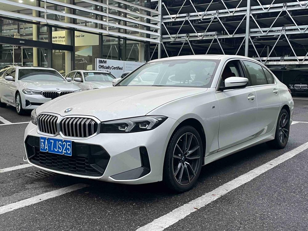BMW 3 Series 2024 car image 