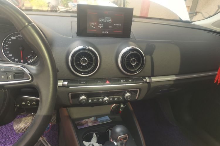 Audi A3 2017 car image #13