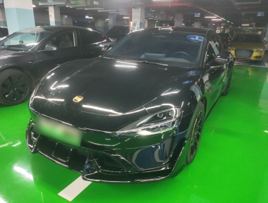 MI SU7 2025 car image 