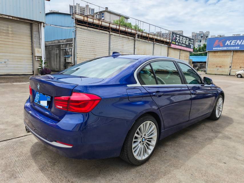 BMW 3 Series 2017 #5 BMW 3 Series 2017 car image #5