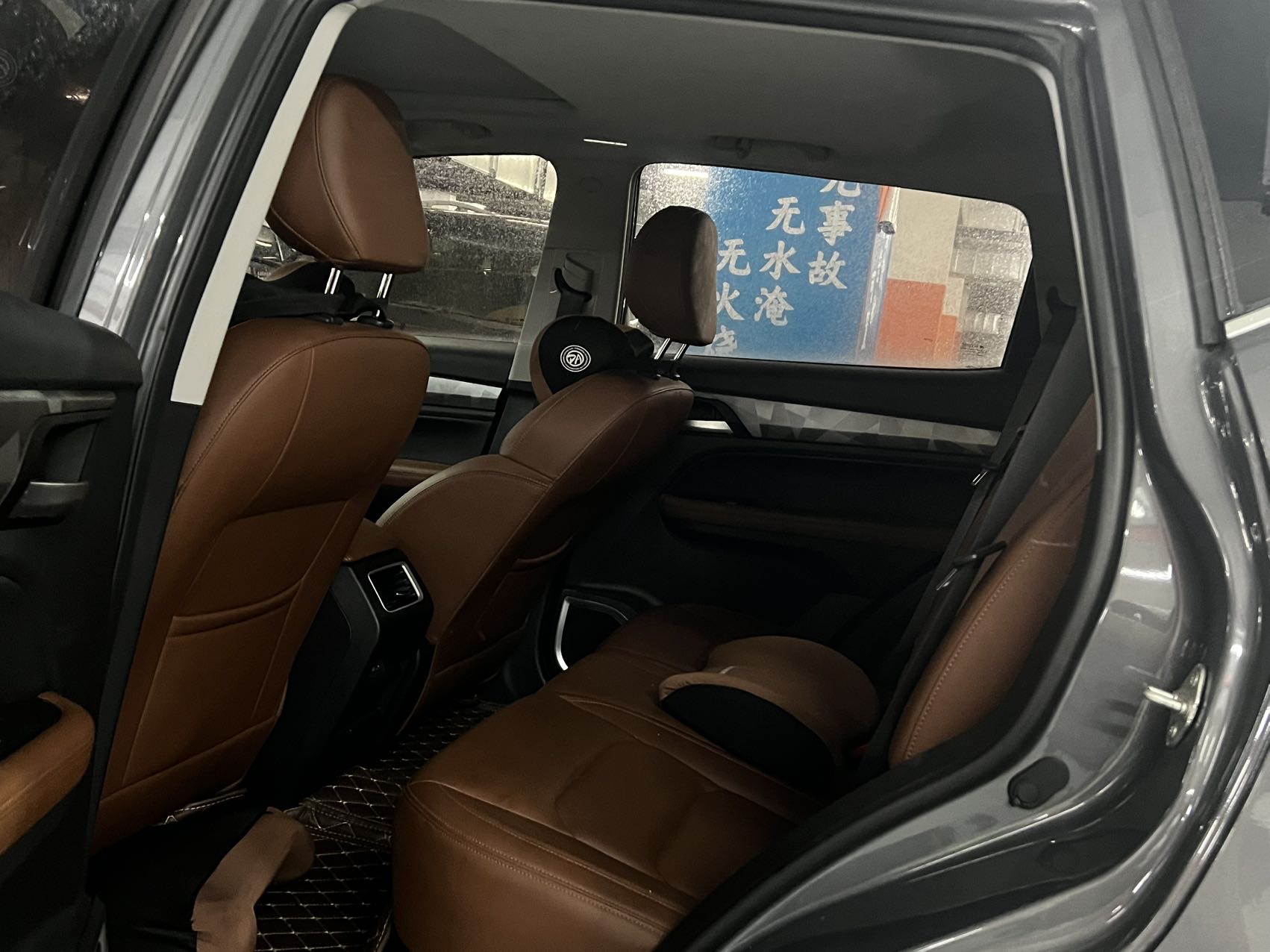 GEELY Vision X6 2024 car image #4