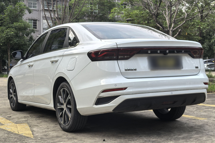 GEELY Emgrand 2023 #7 GEELY Emgrand 2023 car image #7