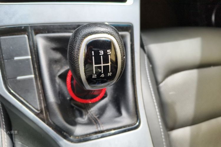 GEELY Emgrand 2018 #16 GEELY Emgrand 2018 car image #16