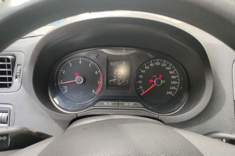 Volkswagen Polo 2017 #12 Volkswagen Polo 2017 car image #12