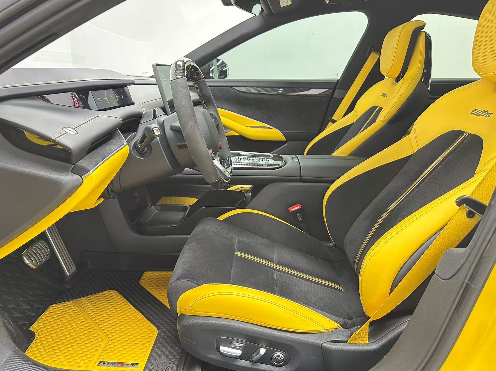 MI SU7 Ultra 2025 car image #6