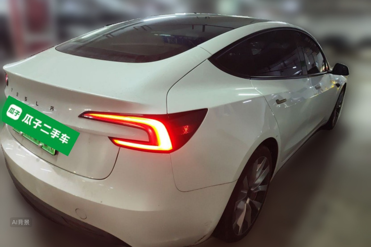 Tesla Model 3 2026 car image #7
