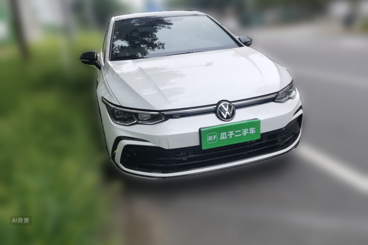 Volkswagen Golf 2022 car image #4