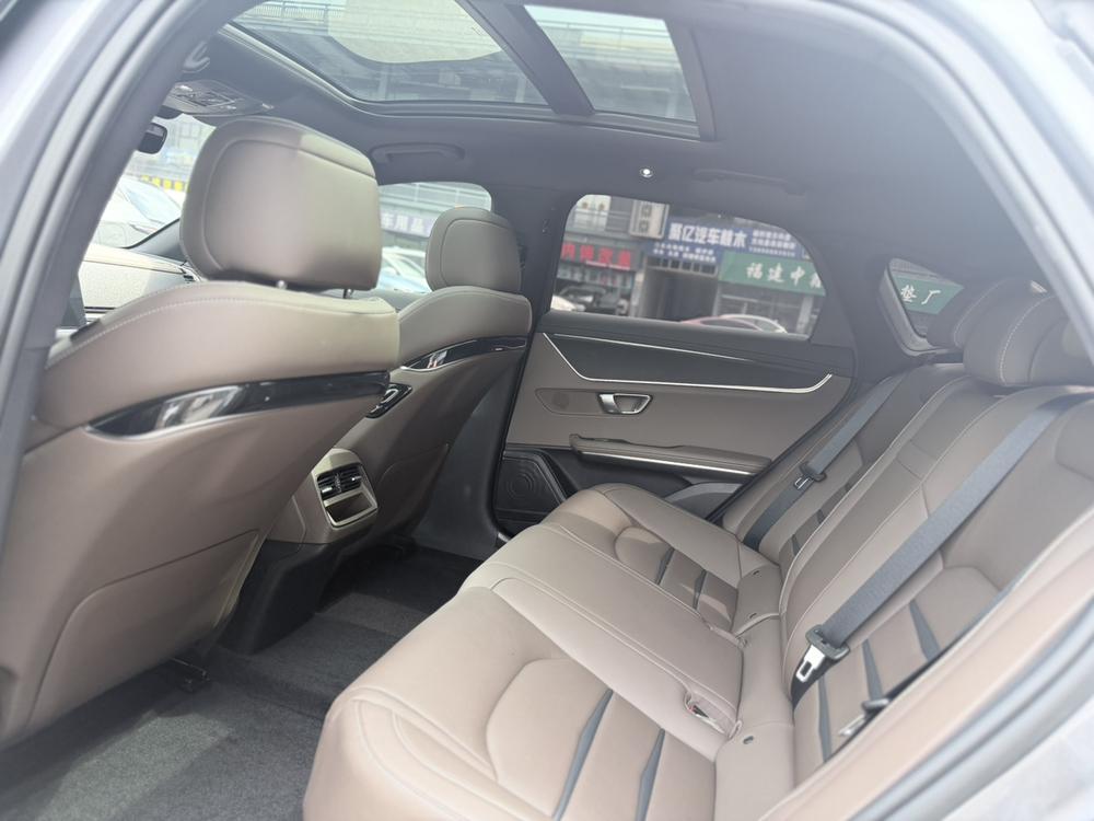 BYD Han 2022 car image #11