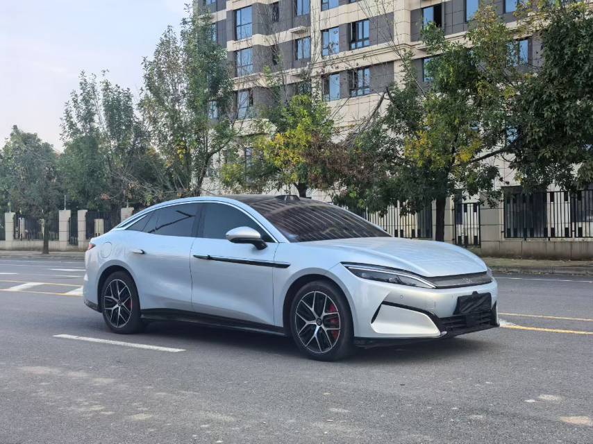 BYD HanL 2025 #3 BYD HanL 2025 изображение автомобиля #3