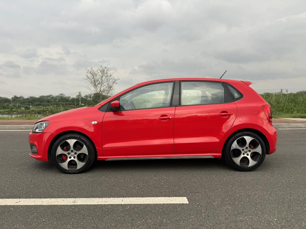 Volkswagen Polo 2014 car image #4