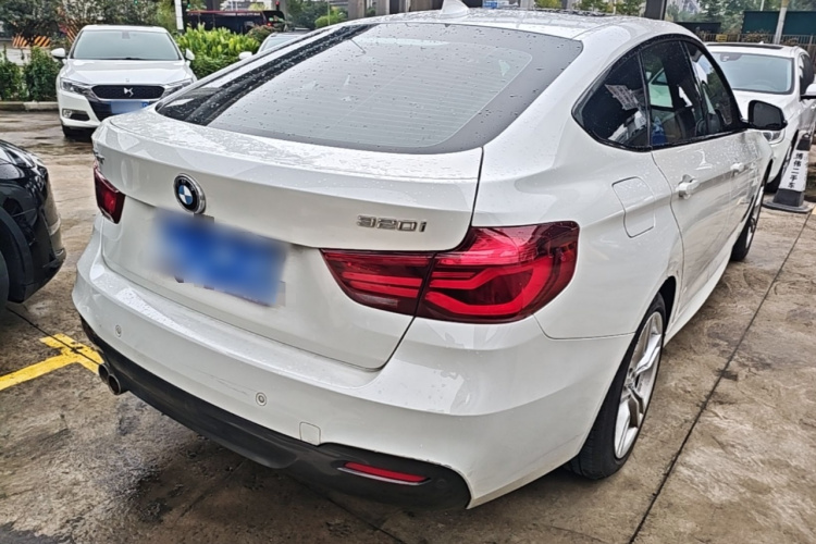 BMW 3 Series GT 2020 #7 BMW 3 Series GT 2020 صورة سيارة #7