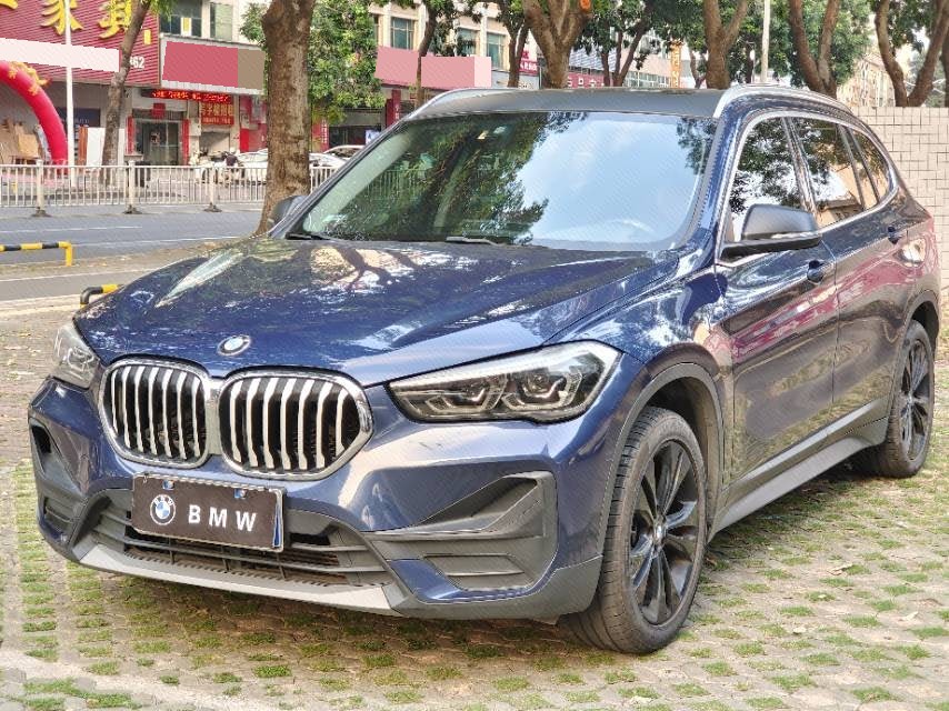 BMW X1 2021 BMW X1 2021 car image