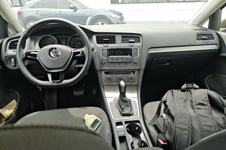 Volkswagen Golf 2017 #10 Volkswagen Golf 2017 car image #10