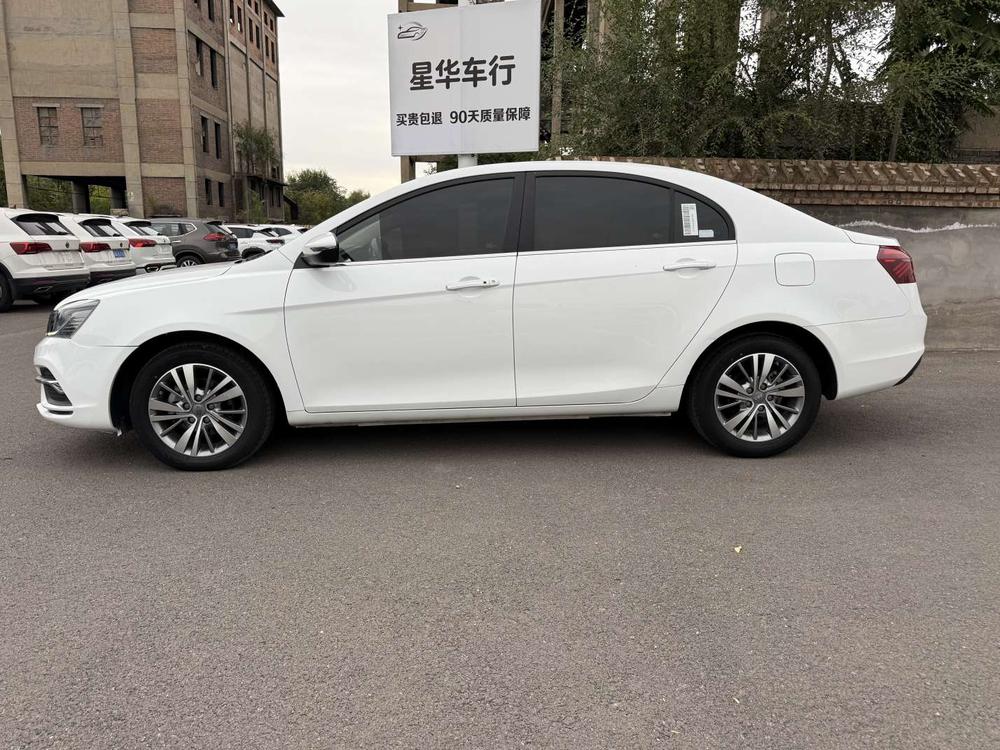 GEELY Emgrand 2018 car image #4