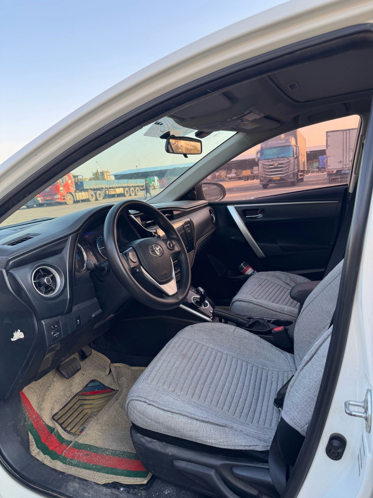 Toyota Corolla 2018 #8 Toyota Corolla 2018 صورة سيارة #8