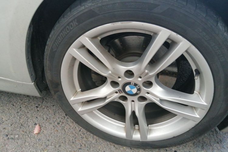 BMW 3 Series 2019 #9 BMW 3 Series 2019 صورة سيارة #9