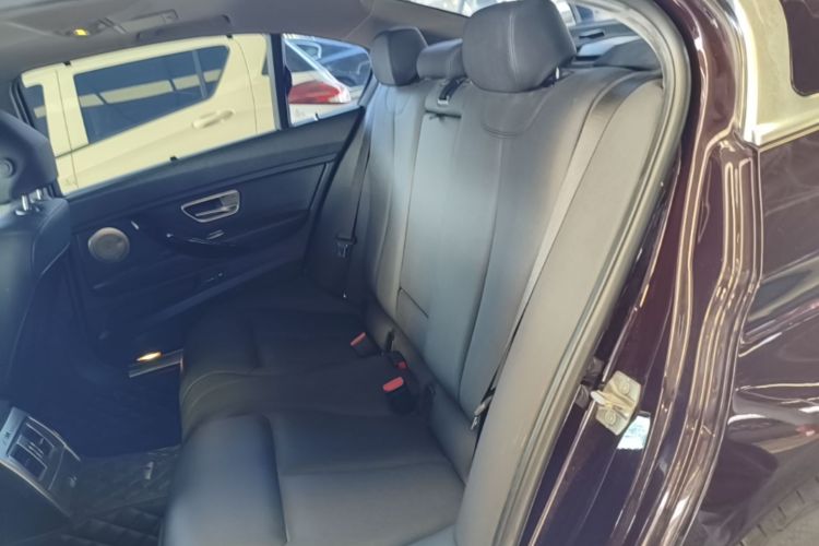 BMW 3 Series 2016 car image #19