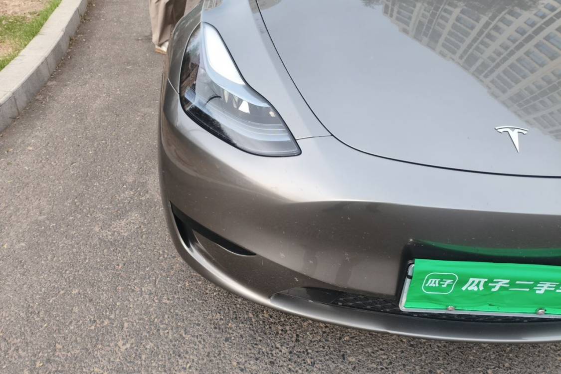 Tesla Model Y 2024 car image #7