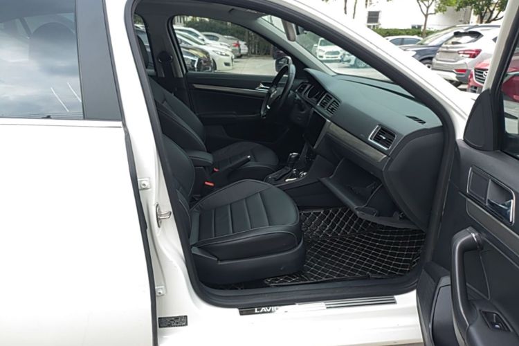 Volkswagen Lavida 2018 #24 Volkswagen Lavida 2018 car image #24
