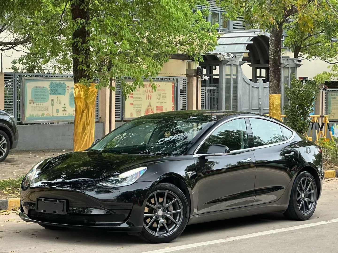 Tesla Model 3 2020 Tesla Model 3 2020 car image