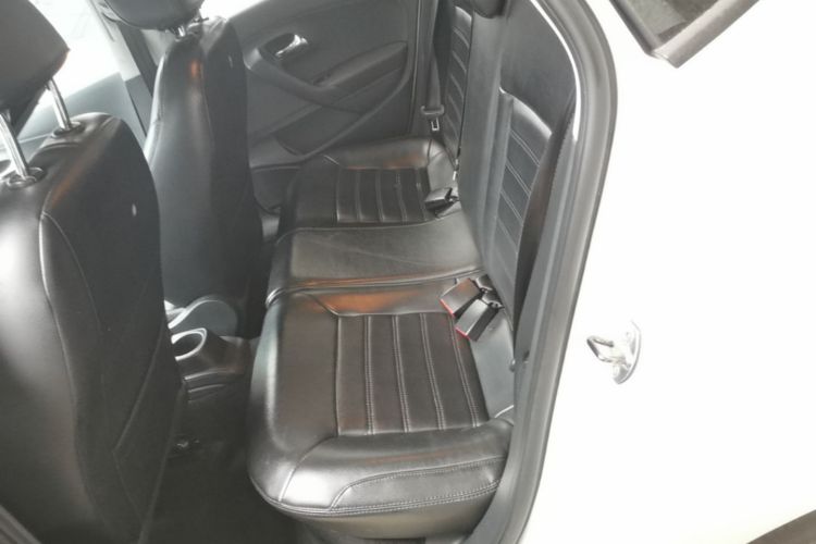 Volkswagen Polo 2017 #17 Volkswagen Polo 2017 car image #17