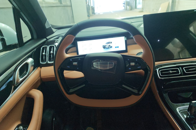 GEELY Boyue L 2026 image de voiture #11