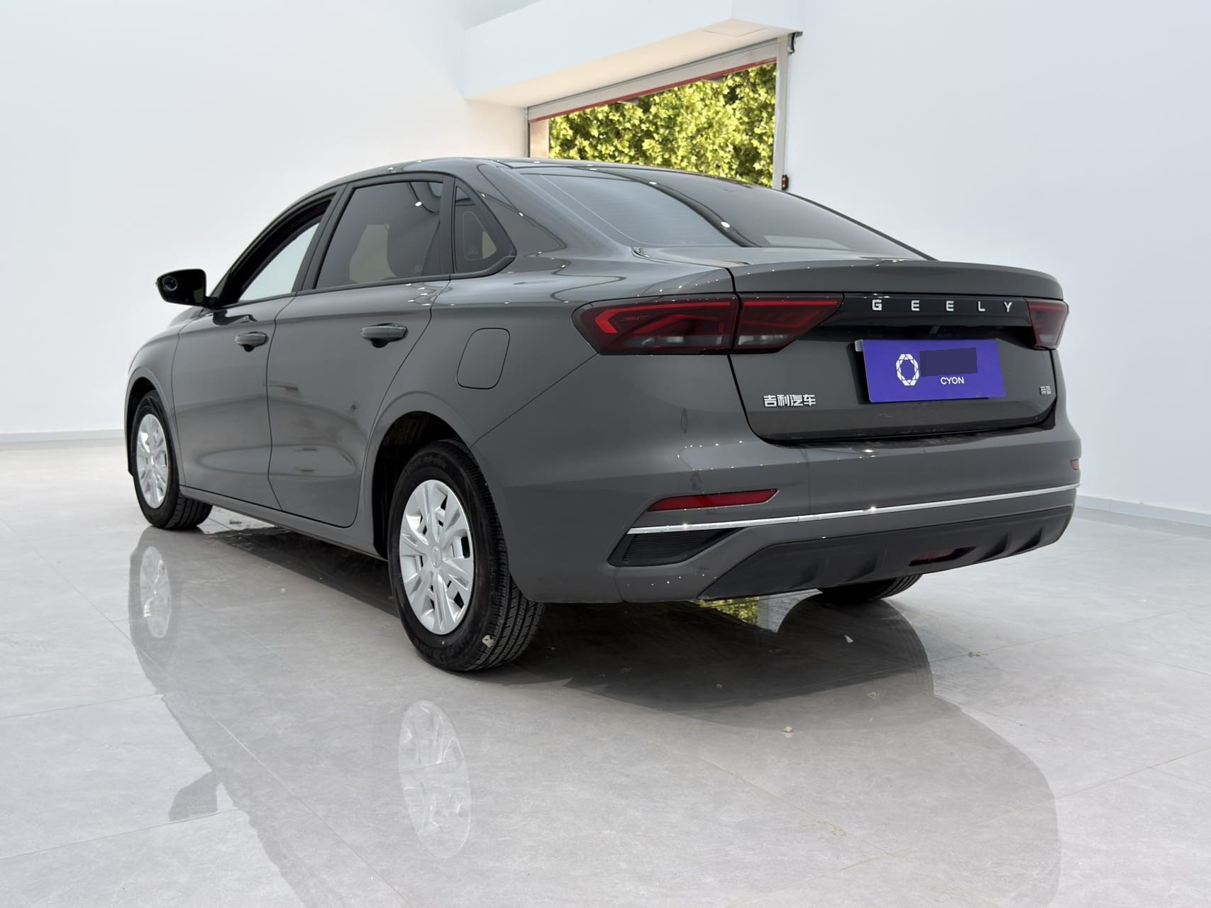 GEELY Emgrand 2025 car image #3
