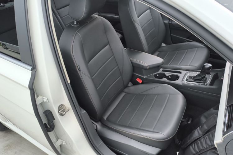 Volkswagen Lavida 2020 #24 Volkswagen Lavida 2020 car image #24