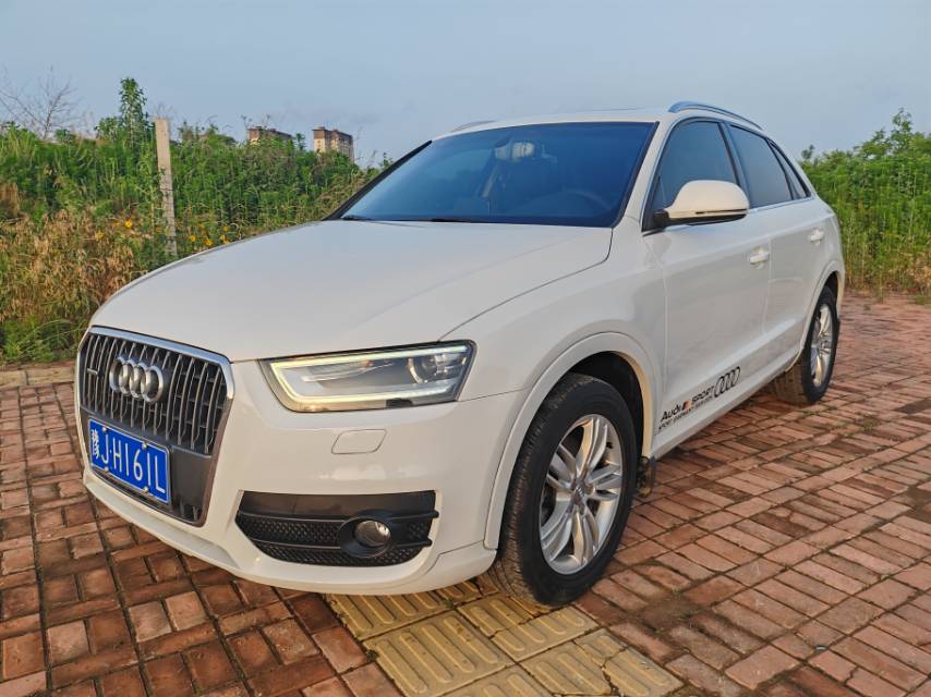 Audi Q3 2013 car image 