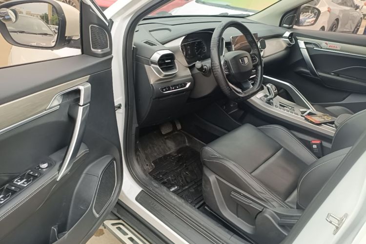 GEELY Coolray 2019 car image #16